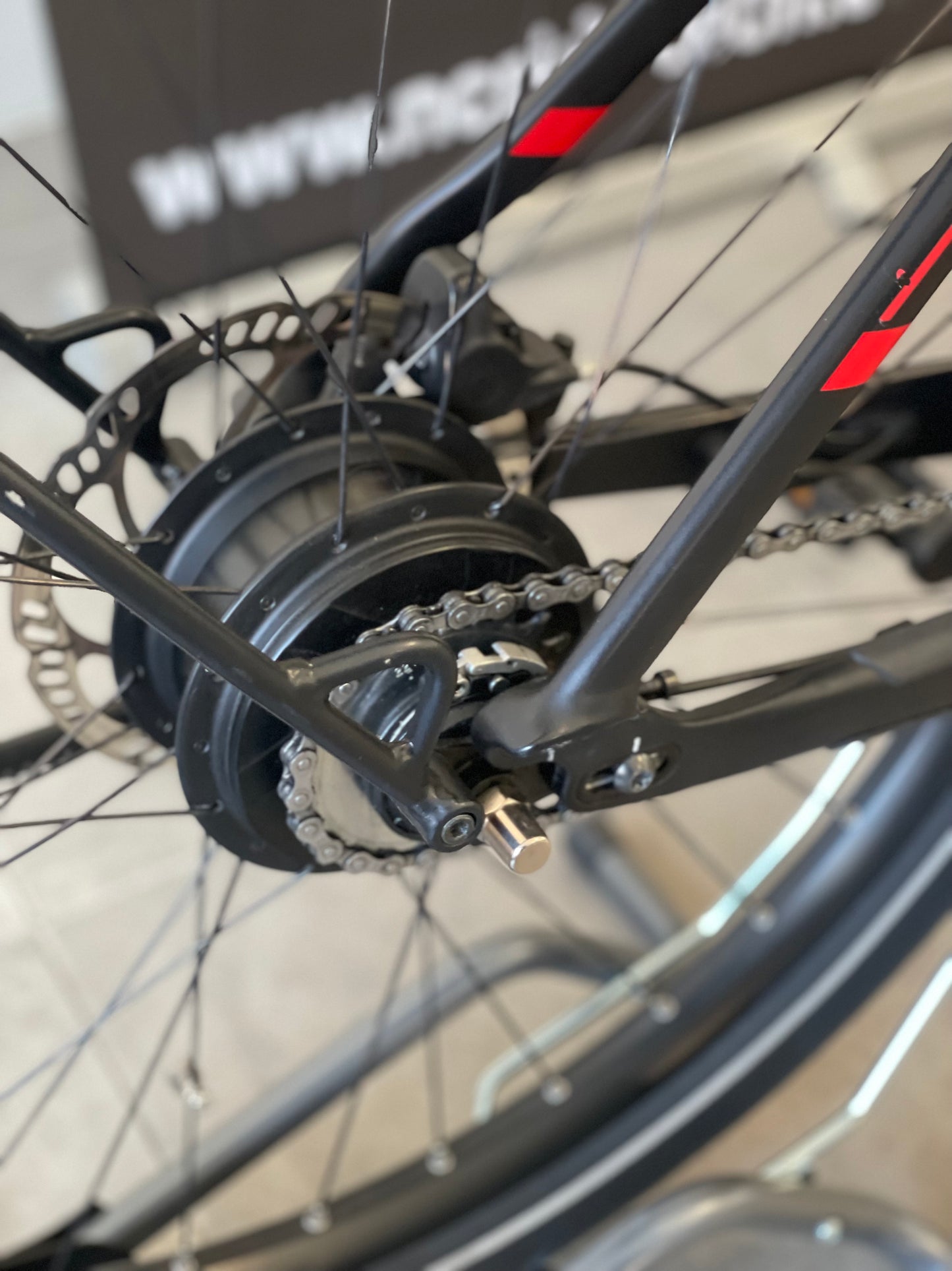 Trek Super Commuter+ 9 2018